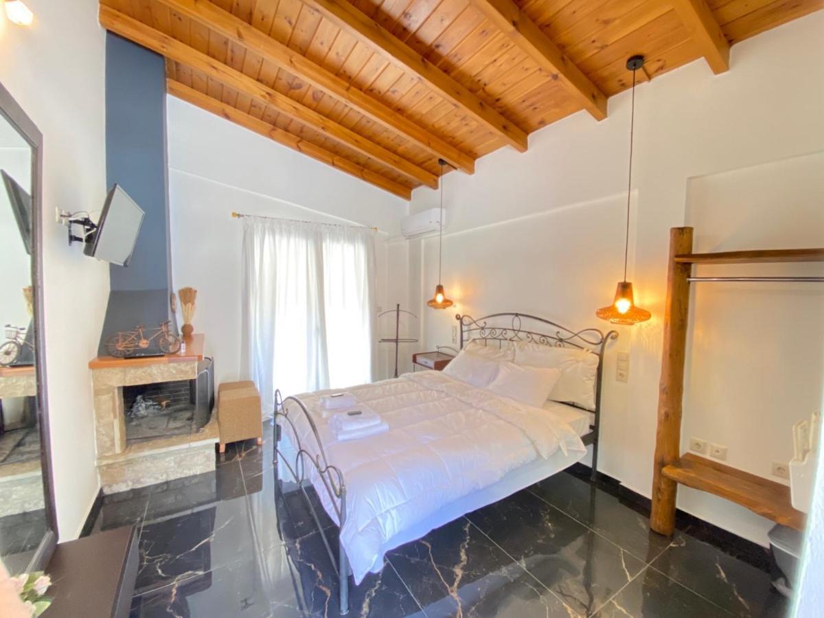 Μούσες Aparthotel Kalavryta Exteriör bild